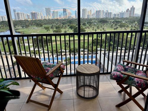 apt-1126-20301 W Country Club Dr, Aventura, FL, 33180-1697 | Card Image