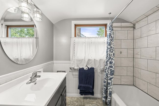 425 3 Rd St, House other with 4 bedrooms, 2 bathrooms and null parking in Stevens Point WI | Image 31