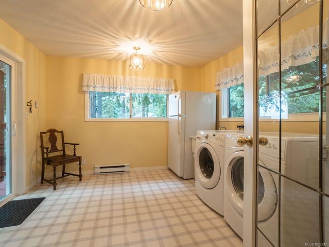 5515 Turner Rd, House other with 2 bedrooms, 1 bathrooms and 2 parking in Nanaimo BC | Image 19