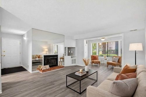 2281-2281 Hunters Run Dr, RESTON, VA, 20191-2834 | Card Image