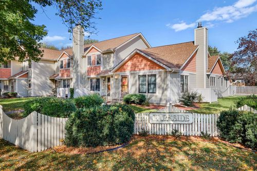 939 Sunset Place, Onalaska, WI, 54650 | Card Image