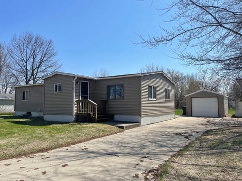 1920 Spruce Ave, Worthington, MN, 56187-2573 | Card Image