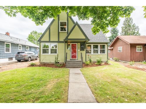 1180 16th St Ne, Salem, OR, 97301-1348 | Card Image