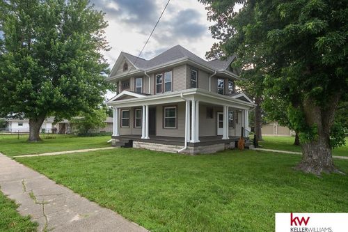 108 W 8th St, DAVENPORT, NE, 68335-3127 | Card Image