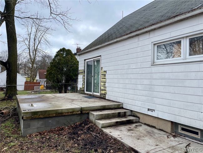 1403 Lafayette Avenue, House other with 2 bedrooms, 1 bathrooms and null parking in Niagara Falls NY | Image 3