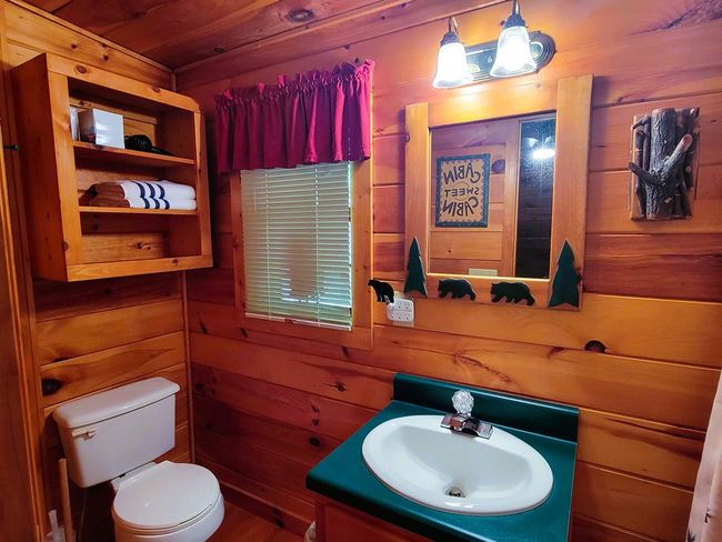 140 Treehouse Trl, Home with 2 bedrooms, 2 bathrooms and null parking in Murphy NC | Image 30