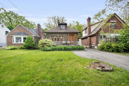 227 Epworth Ave, London, ON, N6A2M2 | Card Image