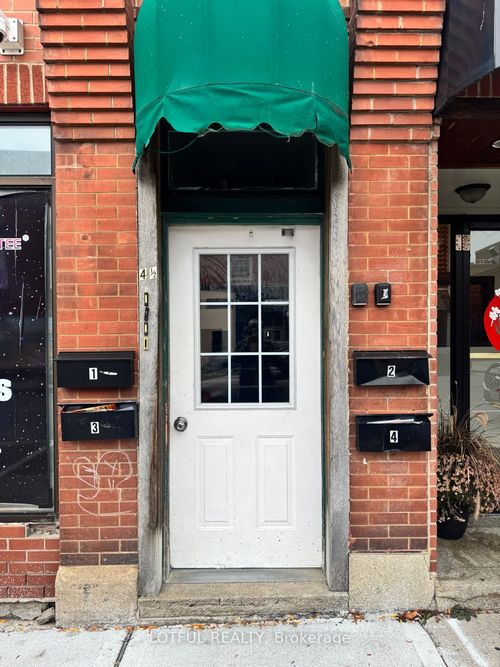 4-4 1/2 Russell St E, Smiths Falls, ON, K7A1E8 | Card Image