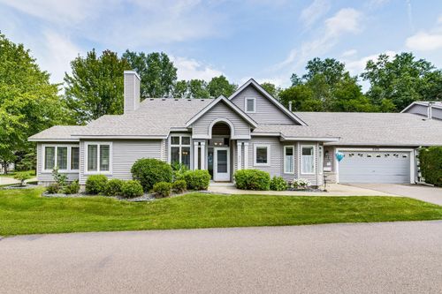 2572 Sumac Rdg, White Bear Lake, MN, 55110-5644 | Card Image