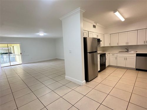 5a-2536 Van Buren St, Hollywood, FL, 33020-4956 | Card Image