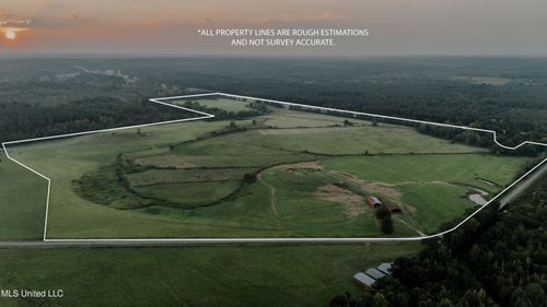 1458 Hickory Little Rock Rd, Hickory, MS, 39332-3141 | Card Image