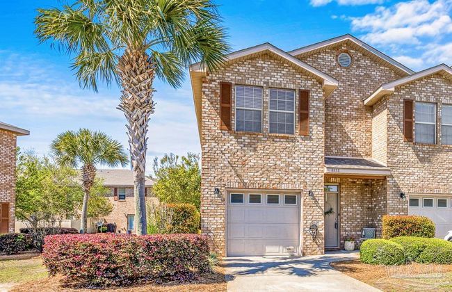 8858 Sanderling Ln, House other with 3 bedrooms, 2 bathrooms and 1 parking in Navarre FL | Image 1