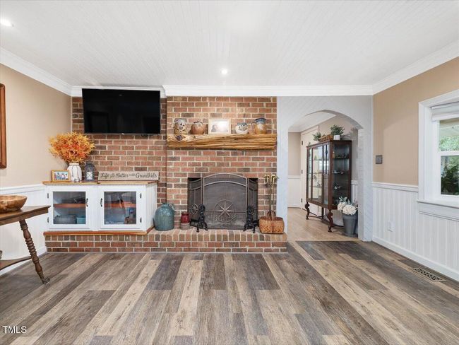 11-Living Room | Image 10