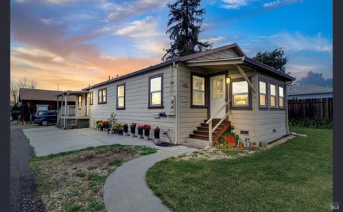 1125 E 5th St, Benicia, CA, 94510-3413 | Card Image