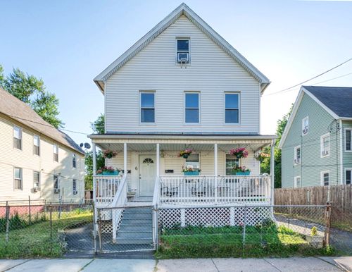 6 Elliott Pl, Hartford, CT, 06114-1328 | Card Image