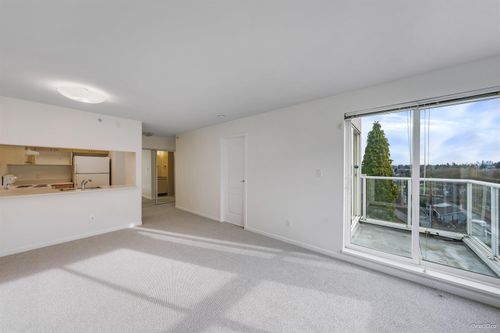 xxx-988 Avenue W, Vancouver, BC, V5Y1A4 | Card Image