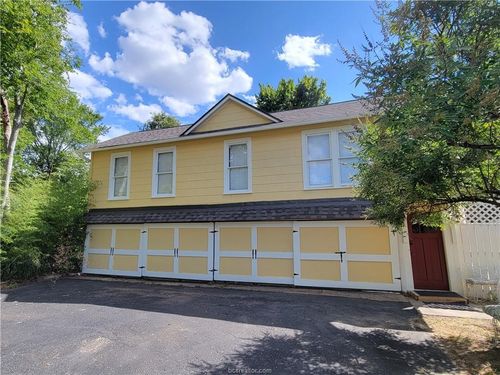 b-601 E 30th St, Bryan, TX, 77803-7701 | Card Image