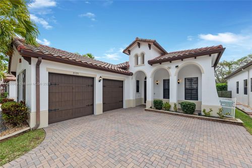 8328 Nw 26th Ct, Pembroke Pines, FL, 33024-3183 | Card Image