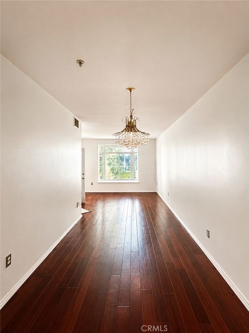 205-2400 5th Ave, San Diego, CA, 92101-1687 | Card Image
