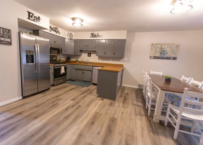 607 Pine Run, Condo with 2 bedrooms, 1 bathrooms and null parking in Angola IN | Image 20