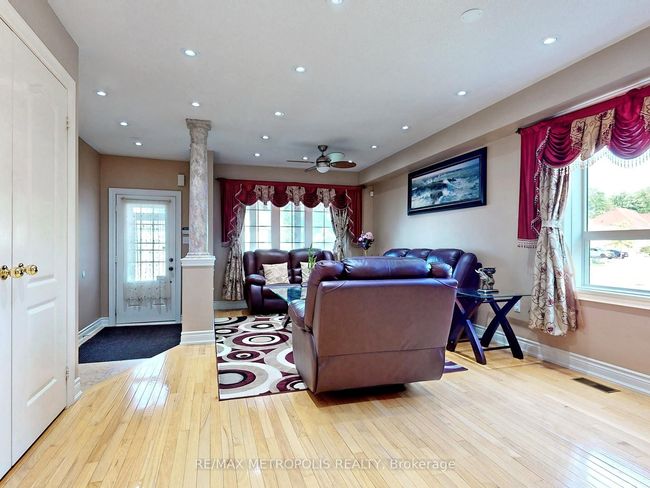 263 Greenwood Dr, House other with 3 bedrooms, 3 bathrooms and 4 parking in Angus ON | Image 5