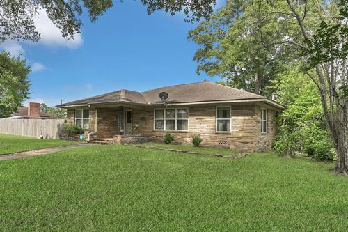 707 14th St, Hempstead, TX, 77445-4429 | Card Image