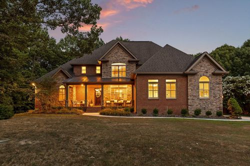 2506 Bristlecone Ln, Signal Mountain, TN, 37377-1472 | Card Image