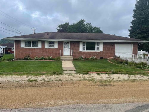 109 Division St, Hanover, IL, 61041-9634 | Card Image