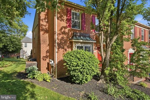 629 Coates Ln, KING OF PRUSSIA, PA, 19406-2557 | Card Image