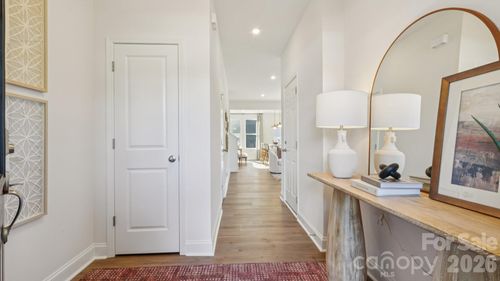 7629 Ethora Way, Charlotte, NC, 28216-5451 | Card Image