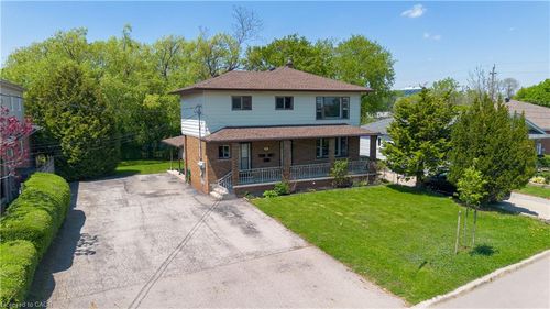 39 Chester Road, Stoney Creek, ON, L8E1X8 | Card Image