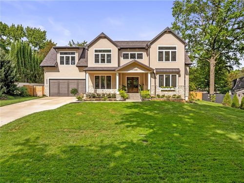 5443 Pawnee Ln, Fairway, KS, 66205-2738 | Card Image