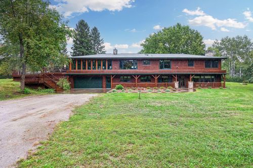 a-713 Terrier Ln, Somerset, WI, 54025-6913 | Card Image