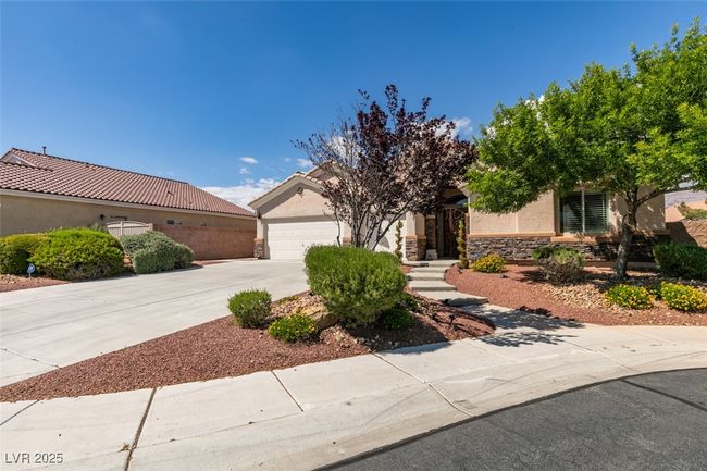 8204 Turbys Treehouse Pl, House other with 4 bedrooms, 3 bathrooms and null parking in Las Vegas NV | Image 5