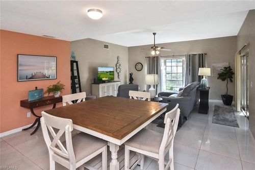 4 Park Lane Cir, LEHIGH ACRES, FL, 33936-5231 | Card Image