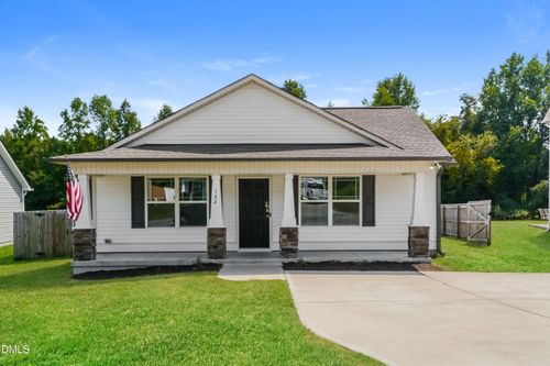 132 Winter Red Way, Benson, NC, 27504-8586 | Card Image