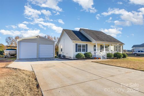 439 Pamela Rd, York, SC, 29745-9323 | Card Image