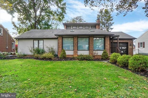 350 S Royal St, YORK, PA, 17402-3454 | Card Image