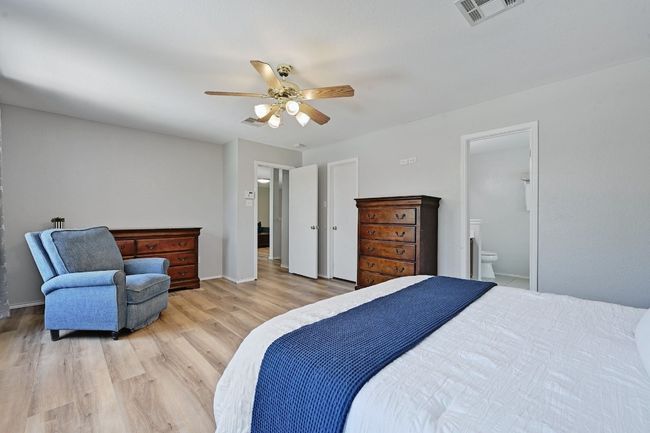 (owners furniture prior to current occupants) | Image 21