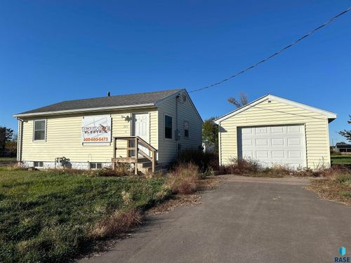 340 Hollister Ave, Salem, SD, 57058 | Card Image