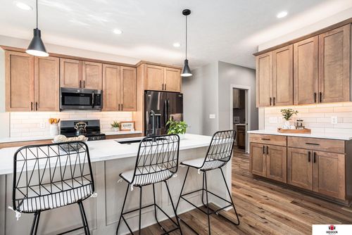 9435 Breashears St, Lincoln, NE, 68516 | Card Image