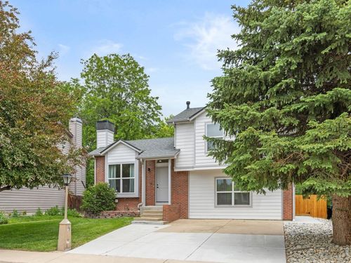 712 Cameron Ln, Longmont, CO, 80504-4682 | Card Image