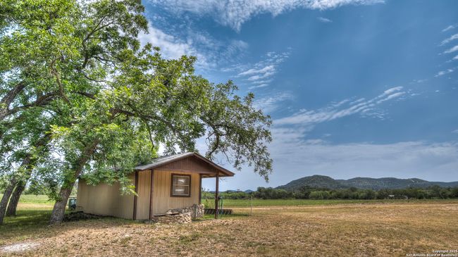 6671 Ranch Road 1120, Home with 4 bedrooms, 3 bathrooms and null parking in Rio Frio TX | Image 19