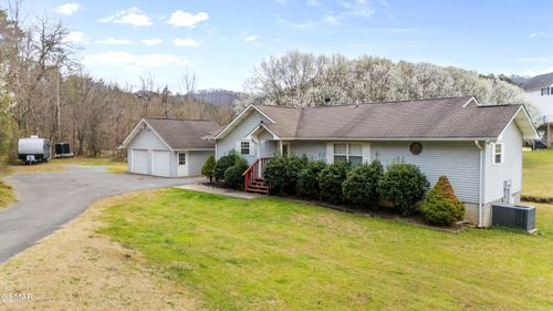 2802 Seth Rd, Pigeon Forge, TN, 37863-5200 | Card Image