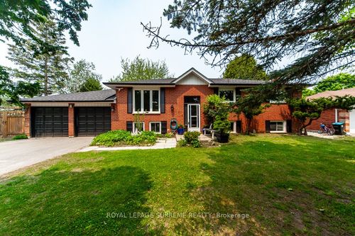 2 Orsi St, Everett, ON, L0M1J0 | Card Image