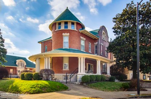 apt-a-2026 Cherokee Pkwy, Louisville, KY, 40204 | Card Image