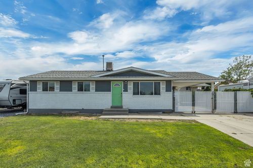7427 W Centennial Ave, Magna, UT, 84044-2166 | Card Image