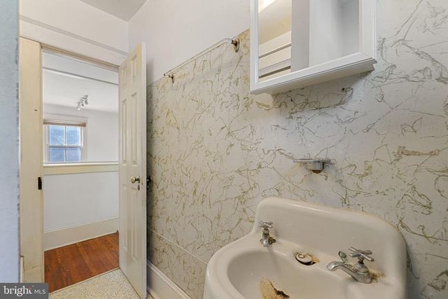 410 N West St, House other with 3 bedrooms, 3 bathrooms and null parking in CULPEPER VA | Image 46