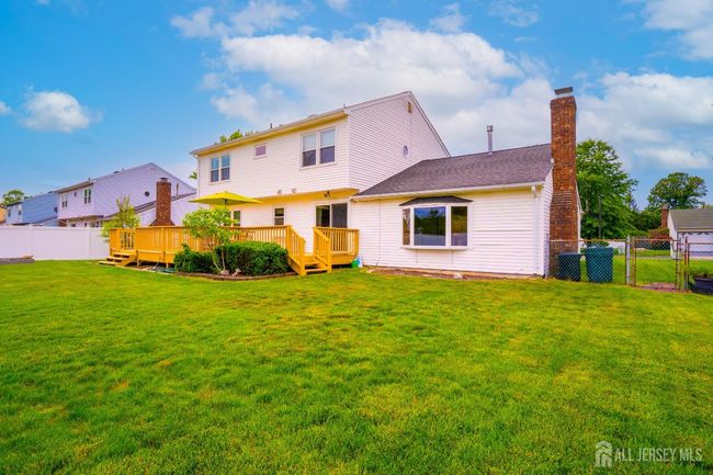 5 Wetherhill Way, House other with 4 bedrooms, 3 bathrooms and null parking in Dayton NJ | Image 9