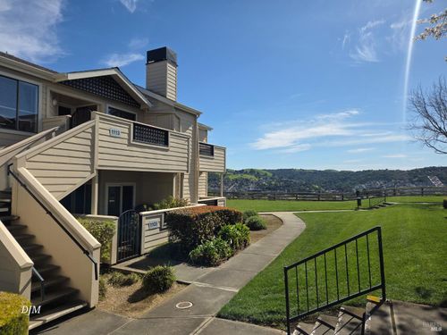 1113-1201 Glen Cove Pkwy, Vallejo, CA, 94591-7176 | Card Image